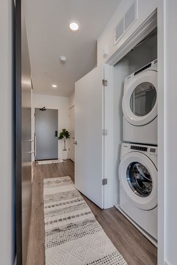 In-unit washer/dryer